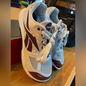Women’s 7.5 Reebok Nano Classic (new version)